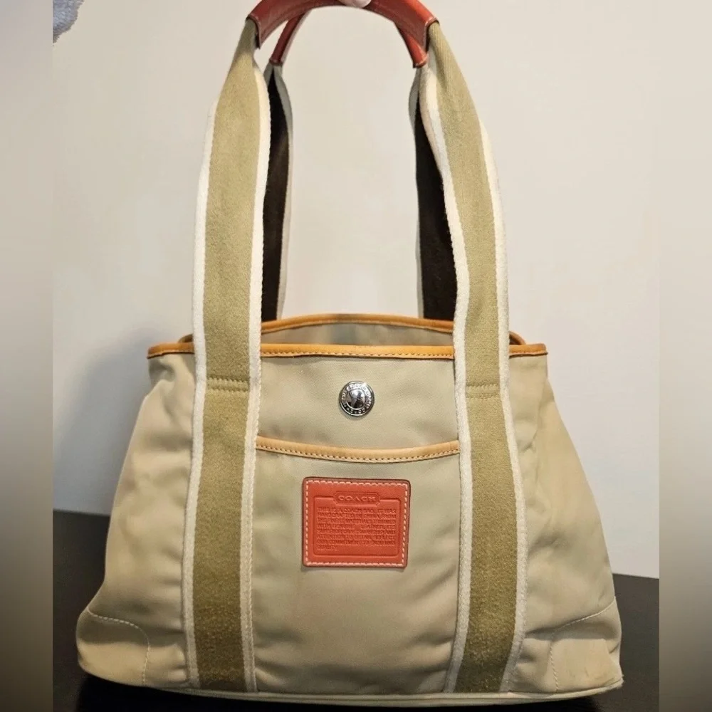Coach Vintage Hampton Tote Handbag | Y2K Nylon & Leather | Authentic - Picture 10 of 11